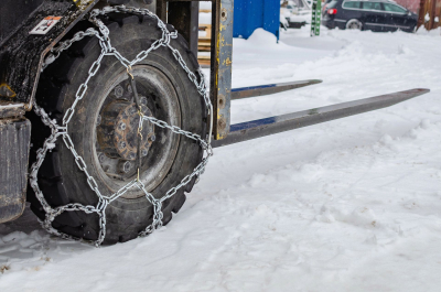 Comment choisir le meilleur chariot élévateur pour l’hiver ?